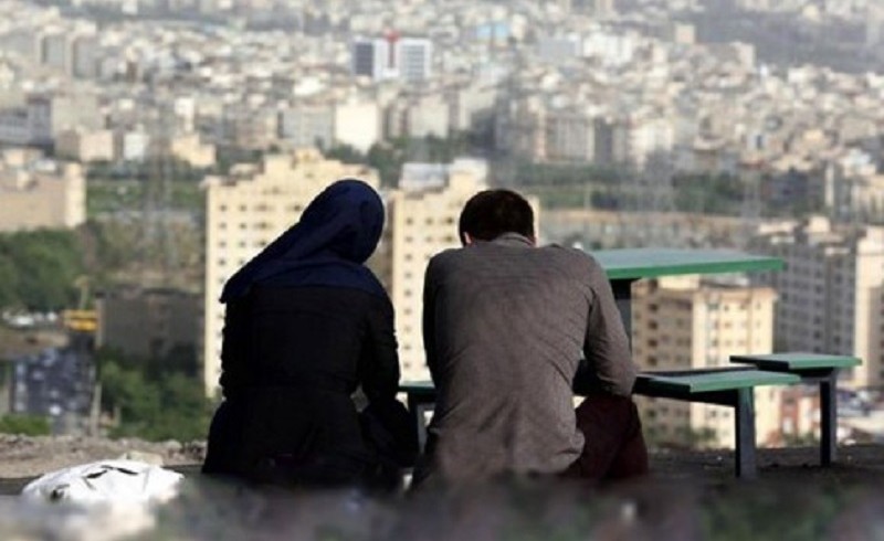 رد پای نگاه سخت گیرانه والدین در ازدواج جوانان/دختران و پسران ایرانی اسیر ترس زندگی مشترک