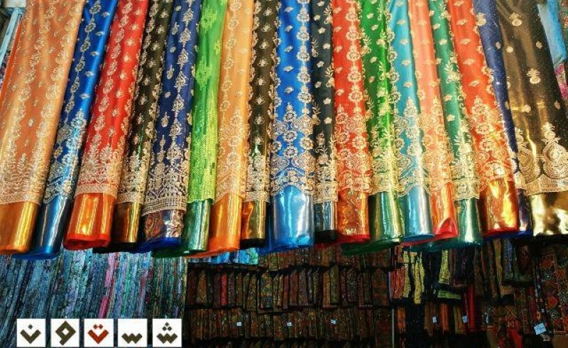 گزارش تصویری/ بهشت رنگ ها در بازار پارچه فروش های  شهرستان مرزی سراوان