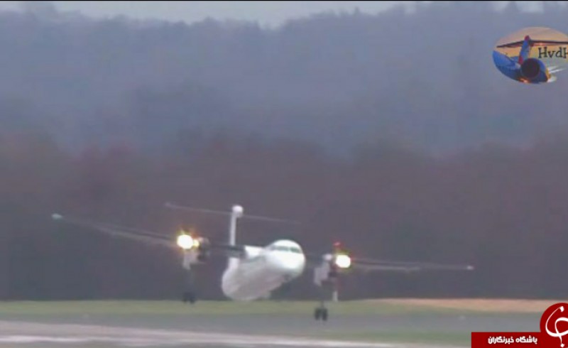 مهارت باورنکردنی خلبان در فرود یک هواپیما در آلمان + فیلم
