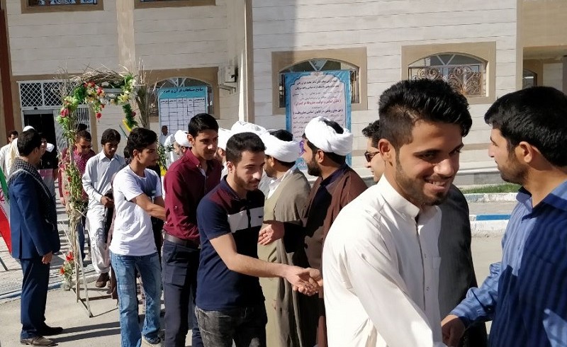 مراسم بدرقه اردوی فرهنگی راهیان نور (برادران) دانشجویان دانشگاه آزاد اسلامی و مجتمع آموزش عالی سراوان+تصاویر