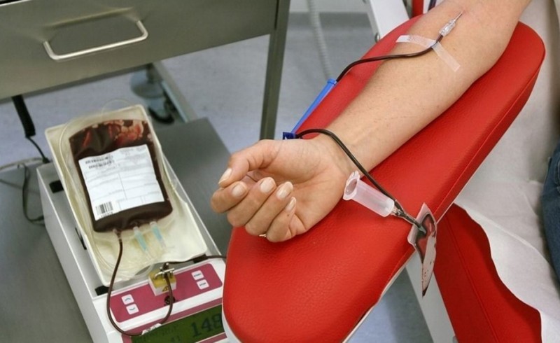 گلایه مندی مردم سراوان از عدم استقرار پزشک در سازمان انتقال خون/ انتقال کنندگان خون در این شهر ۴۰ درصد نیاز بیماران را تأمین می کنند