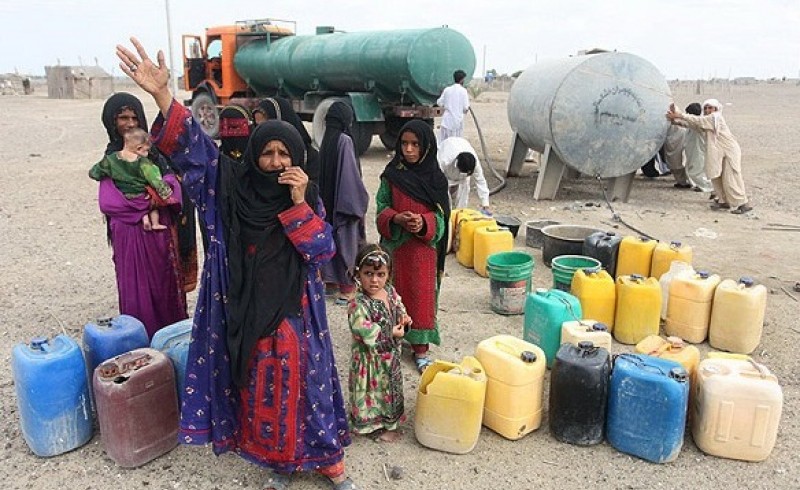 بحران کم آبی مهرستان در ۱۷ کیلومتری سد ماشکید علیا/ رفع تشنگی با آب های غیر بهداشتی!