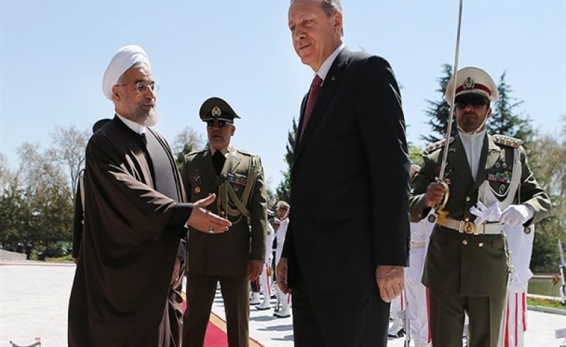 روحانی:کشورهای اسلامی باید علیه تحرکات ضد بشری آمریکا و رژیم صهیونیستی ایستادگی کنند/ اردوغان: وقت آنست به وظیفه خود در برابر برادران فلسطینی عمل کنیم