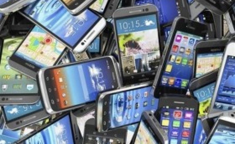 عامل افزایش قیمت در بازار تلفن همراه را بشناسید