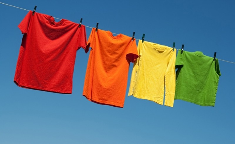 به 4 دلیل لباس های نو را قبل از پوشیدن، بشویید