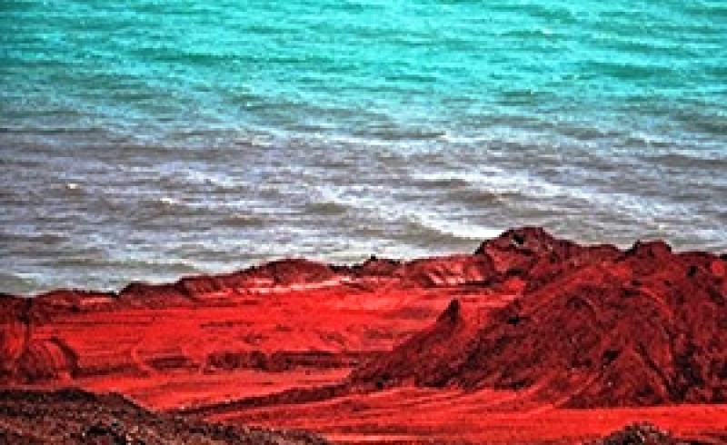 جزیره اسرارآمیزی در ایران که خاکش قابل خوردن است + فیلم