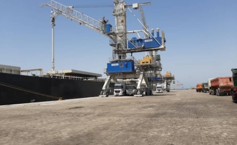 اولین کشتی حامل جو در بندر شهید بهشتی چابهار پهلوگیری کرد