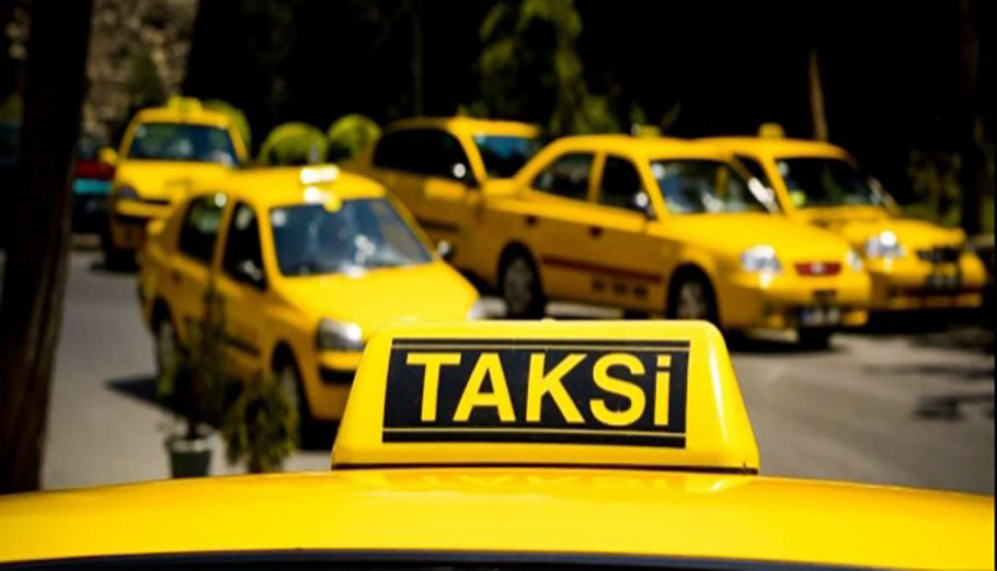 حمل و نقل عمومی، معضل شهروندان سراوانی در روزهای سرد سال/اختلال در خدمات دهی تاکسی ها منجر به گلایه مردم شد
