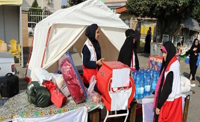 برپایی سه ایستگاه جمع آوری کمک های مردمی در سراوان