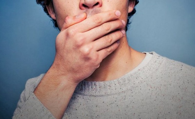 راهکارهای مقابله با بوی بد دهان در روزه‌داری