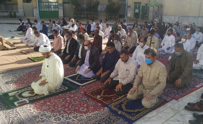 گزارش تصویری/ اقامه نماز عید سعید فطر در سراوان