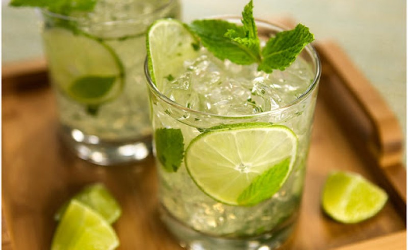 این چهار نوشیدنی شما را از گرمای تابستان نجات می‌دهد