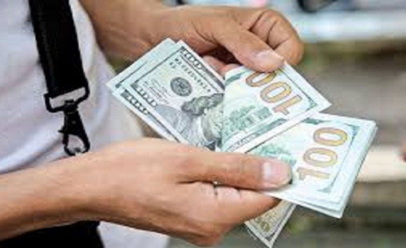 نرخ ارز آزاد در دوم مهر؛ قیمت دلار از کانال ۲۷ هزار تومانی عبور کرد