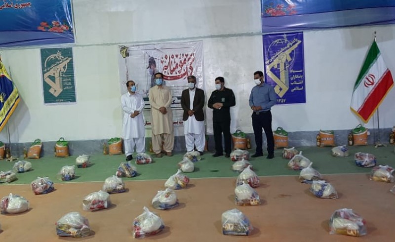 15 هزار ماسک و 500 بسته معیشتی بین شهروندان مهرستانی توزیع شد