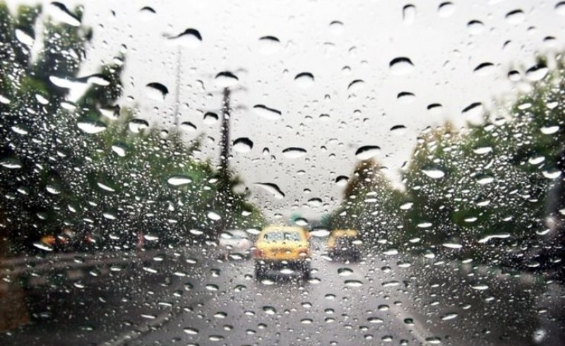 بارش تگرگ در مناطق جنوبی سیستان و بلوچستان/بارندگی از ۳۳ ایستگاه هواشناسی گزارش شد