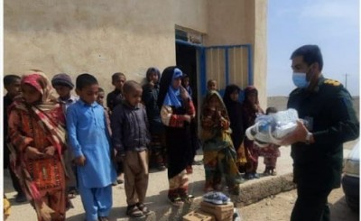 اهدای 40 بسته ورزشی و بهداشتی میان دانش آموزان مهرستانی
