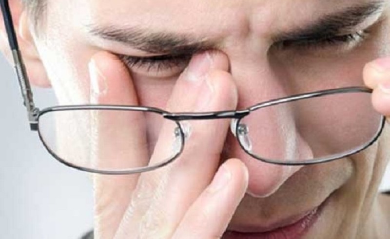 روش هایی ساده برای برطرف کردن خستگی چشم