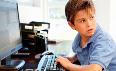 اقدام علیه کودکان در اینترنت رصد می شود/ تعامل با پلتفرمهای خارجی